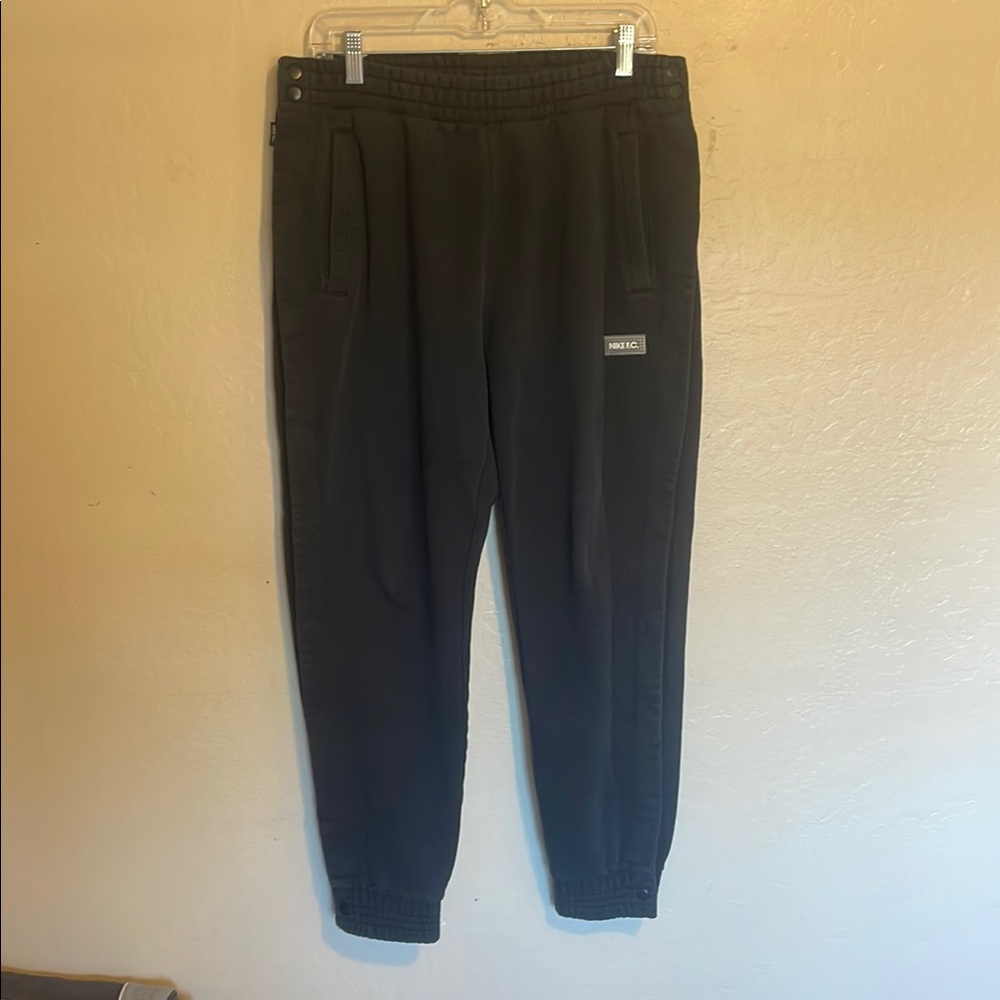 Nike FC tear away sweatpants (black)
